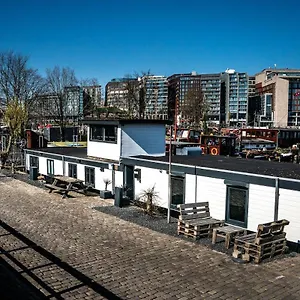 villa-deste.amsterdamhotelsnl.com/