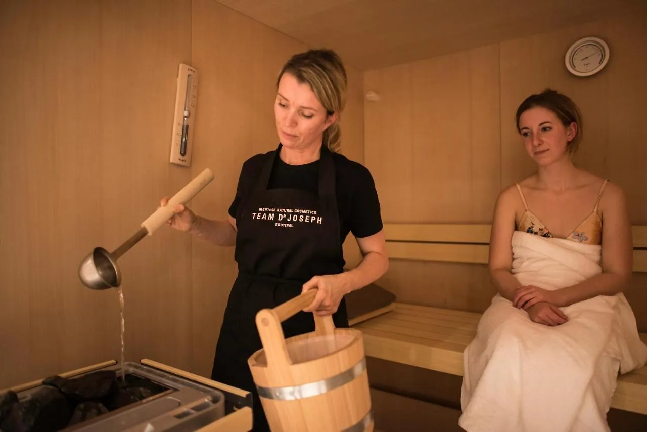 The Green Elephant Hostel & Spa Maastricht Netherlands